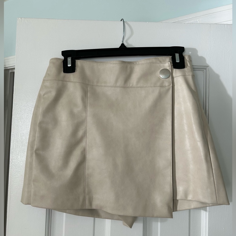 ZARA pleather skort